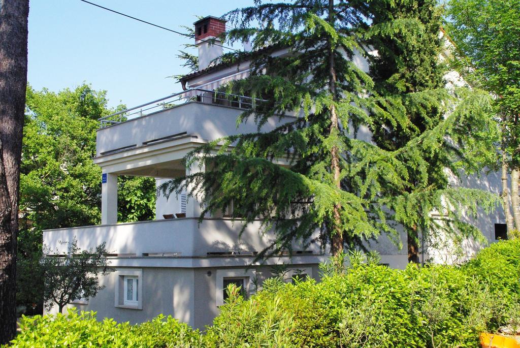 Apartments Atrium Malinska Exterior foto